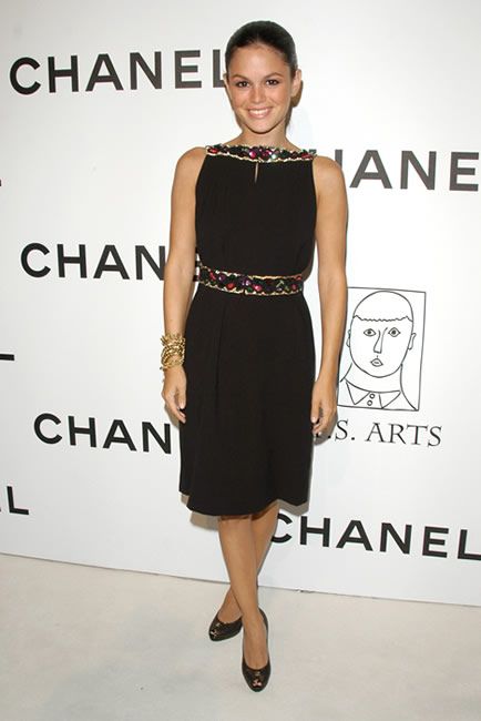  photo rachel-bilson-chanel_zps1f5157e1.jpg