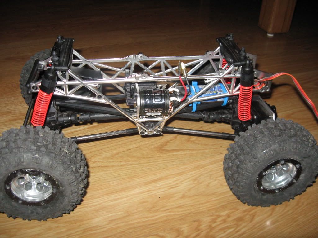 hpi wheely king chassis