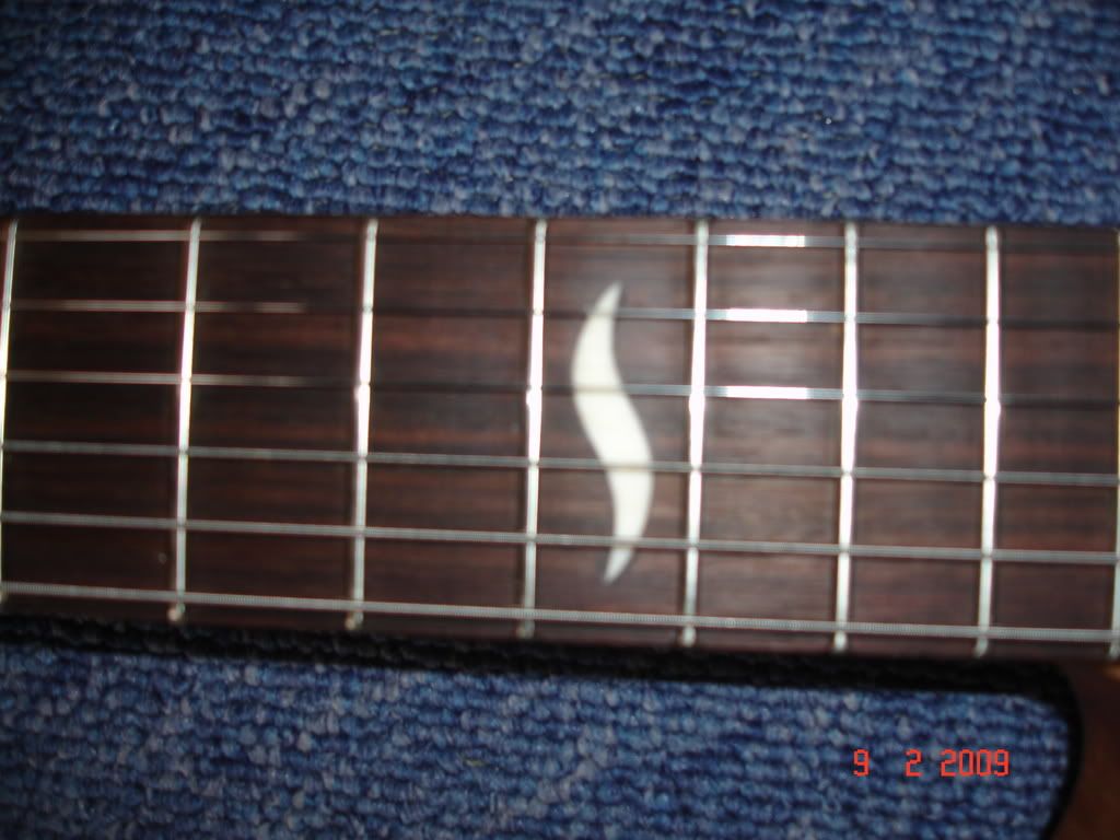 Guitar008.jpg